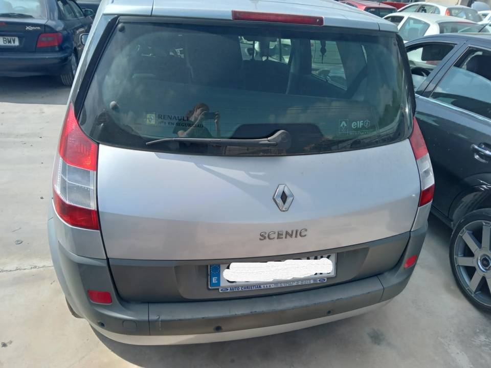 Imagen del vehículo RENAULT SCENIC II