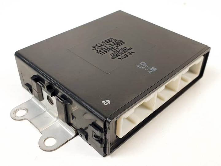 MODULO ELECTRONICO 8922450040 LEXUS LS430 (UCF30) Autodesguaces Alicante
