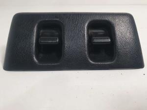 MANDO ELEVALUNAS DELANTERO IZQUIERDO MG ROVER SERIE 25 (RF) Autodesguaces Alicante
