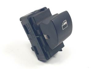 MANDO ELEVALUNAS DELANTERO DERECHO 6935534 BMW SERIE 1 BERLINA (E81/E87) Autodesguaces Alicante
