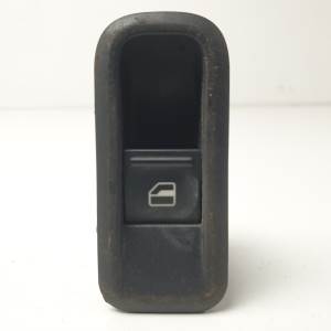 MANDO ELEVALUNAS DELANTERO DERECHO 5J0867435 SKODA FABIA (5J2) Autodesguaces Alicante