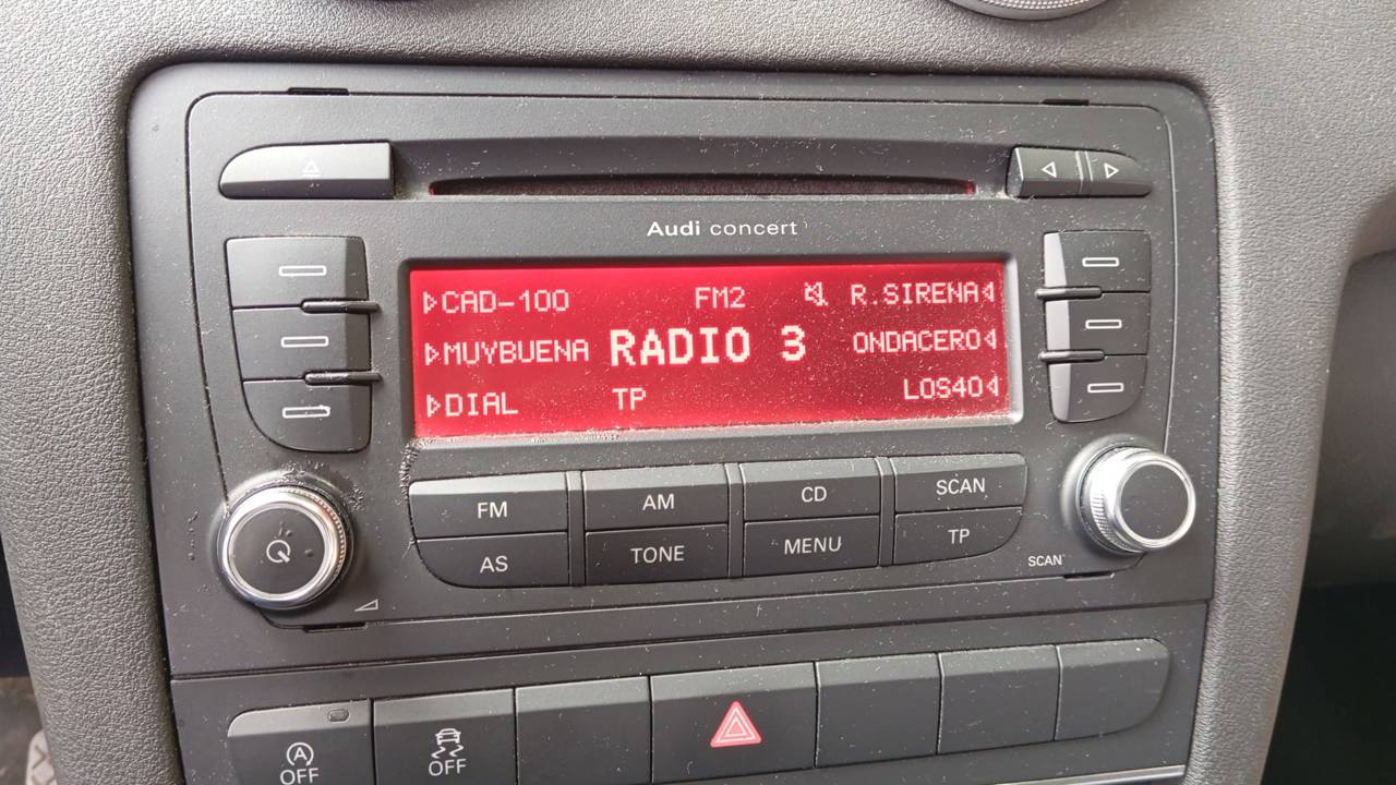SISTEMA AUDIO / RADIO CD