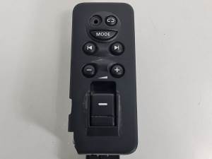 MANDO ELEVALUNAS TRASERO DERECHO LAND ROVER DISCOVERY 3 Autodesguaces Alicante