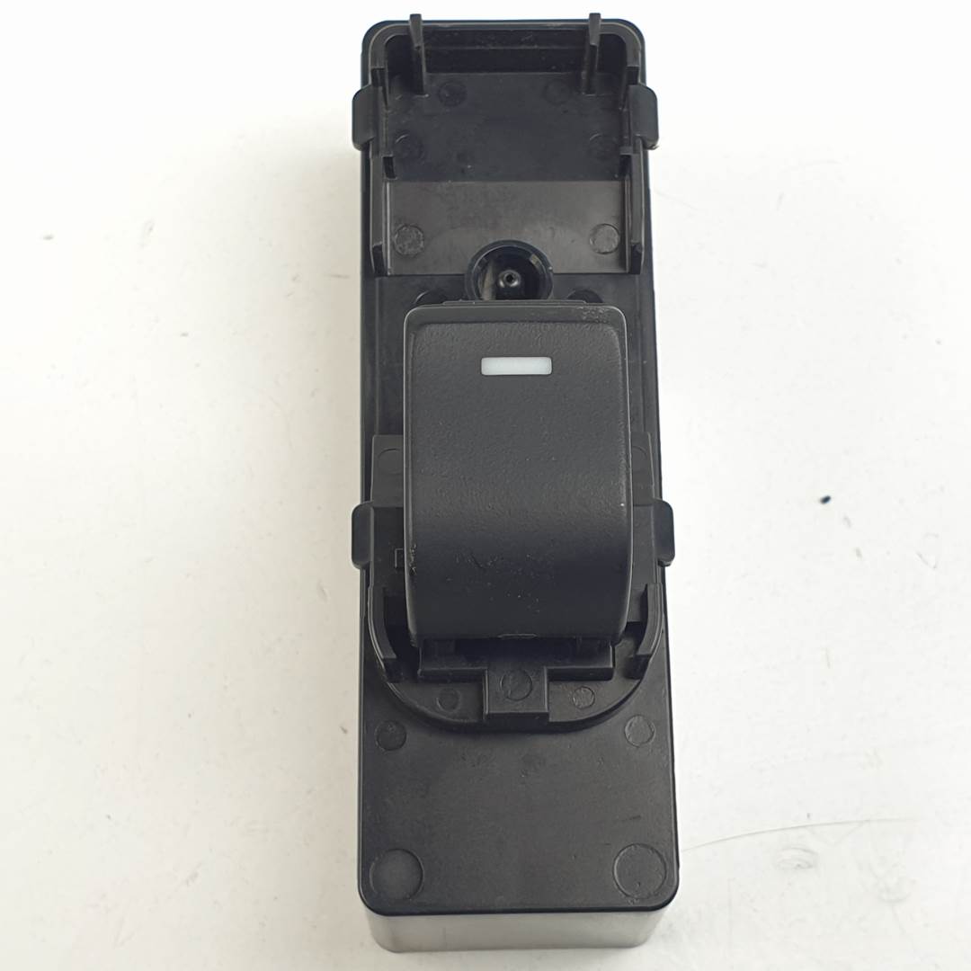 MANDO ELEVALUNAS TRASERO DERECHO - KG2N66380 - MAZDA - CX-5
