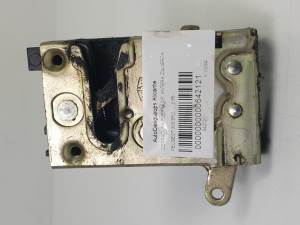 CERRADURA PUERTA DELANTERA IZQUIERDA PEUGEOT 309 Autodesguaces Alicante