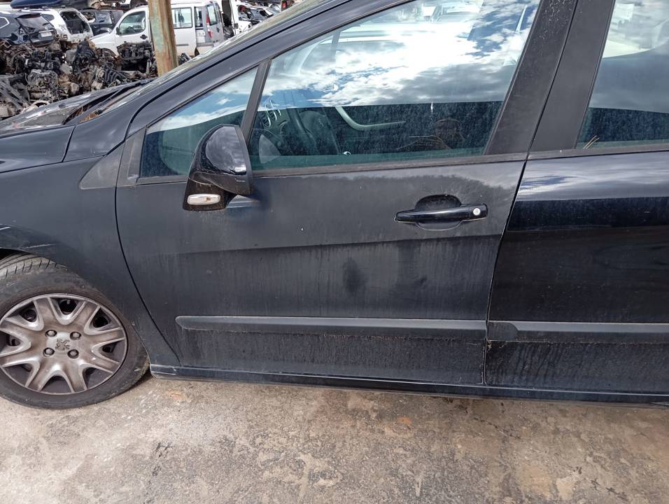CERRADURA PUERTA DELANTERA IZQUIERDA