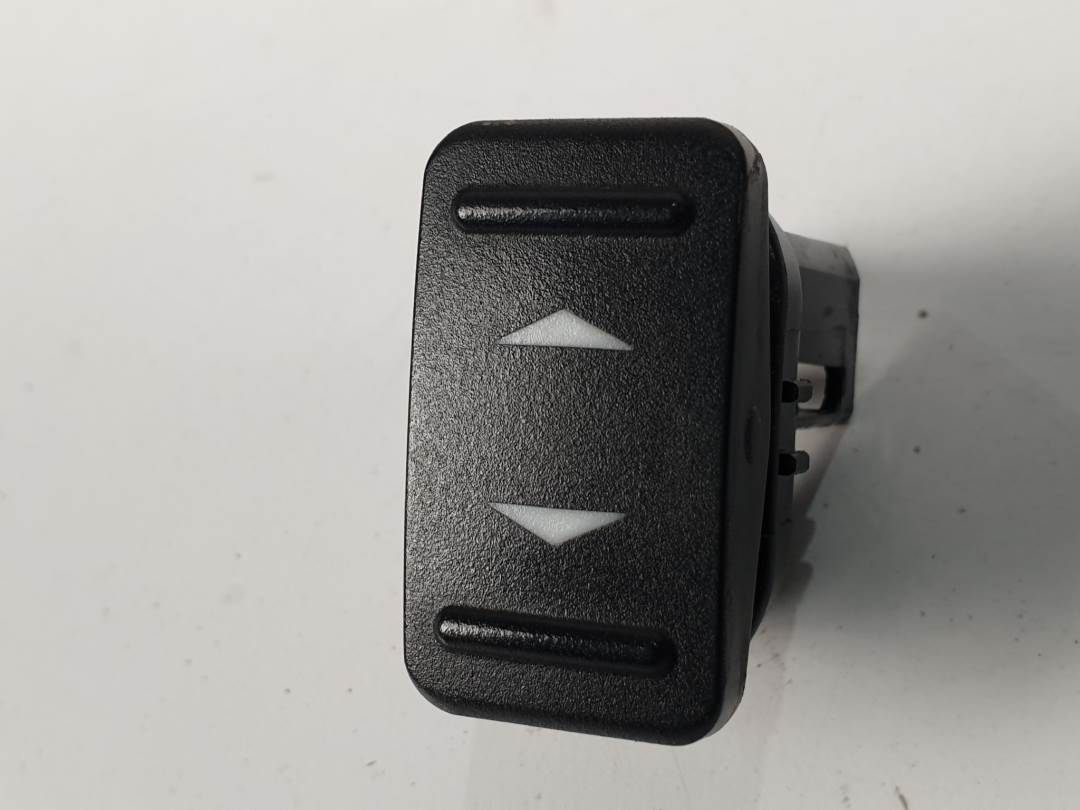 MANDO ELEVALUNAS DELANTERO DERECHO - 6M2T14529AD - FORD - MONDEO BER. (CA2)