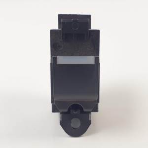 MANDO ELEVALUNAS DELANTERO DERECHO FK7214717AB LAND ROVER RANGE ROVER SPORT Autodesguaces Alicante
