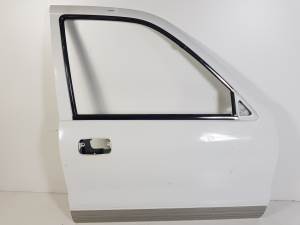 PUERTA DELANTERA DERECHA KIA SPORTAGE (NB) Autodesguaces Alicante