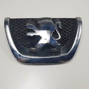 REJILLA DELANTERA 96864156 PEUGEOT 207 Autodesguaces Alicante