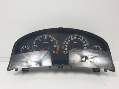 CUADRO INSTRUMENTOS 13193073QN OPEL VECTRA C BERLINA Autodesguaces Alicante