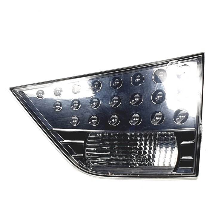 PILOTO TRASERO DERECHO INTERIOR - 1146356R - MITSUBISHI - OUTLANDER (CW0)