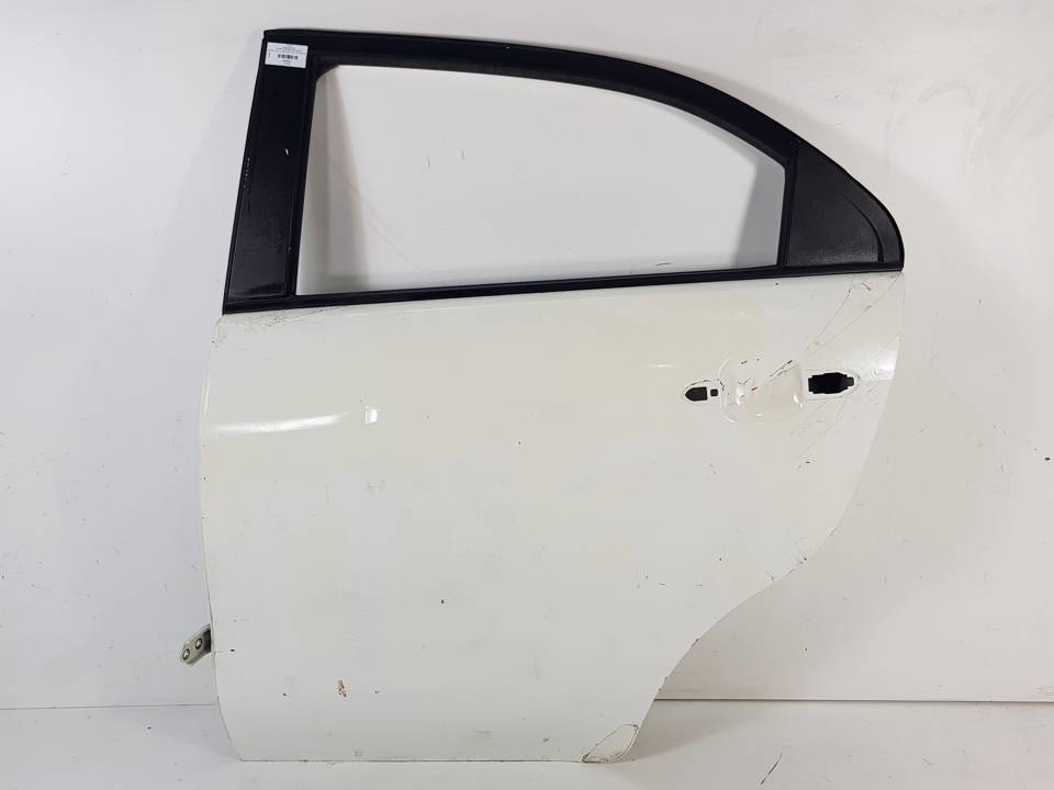 PUERTA TRASERA IZQUIERDA KIA RIO (UB) Autodesguaces Alicante