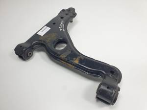 BRAZO SUSPENSION INFERIOR DELANTERO IZQUIERDO OPEL ZAFIRA A Autodesguaces Alicante