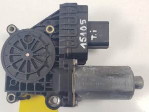 MOTOR ELEVALUNAS TRASERO IZQUIERDO 0130821949 JAGUAR S-TYPE Autodesguaces Alicante