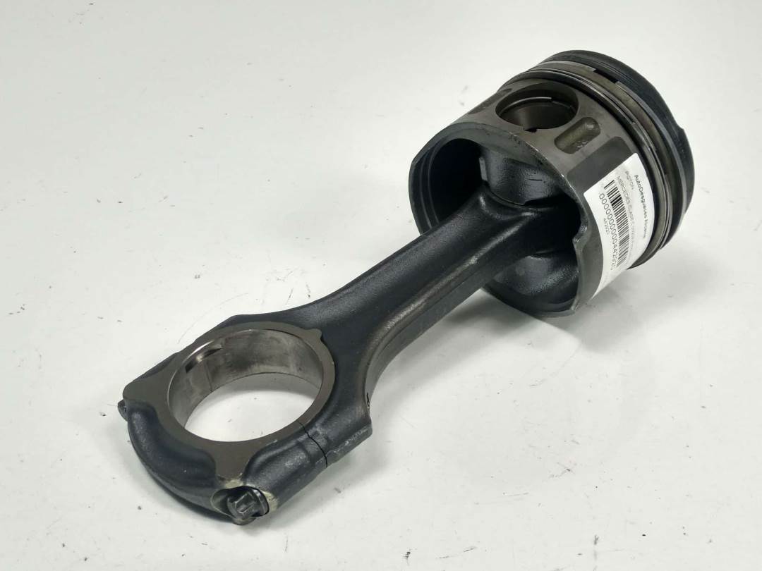PISTON - MERCEDES - CLASE C (W203) FAMILIAR