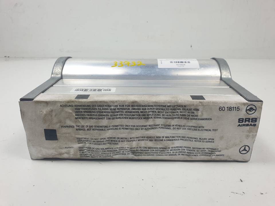 AIRBAG DELANTERO DERECHO 6398600102 MERCEDES VIANO (W639) Autodesguaces Alicante