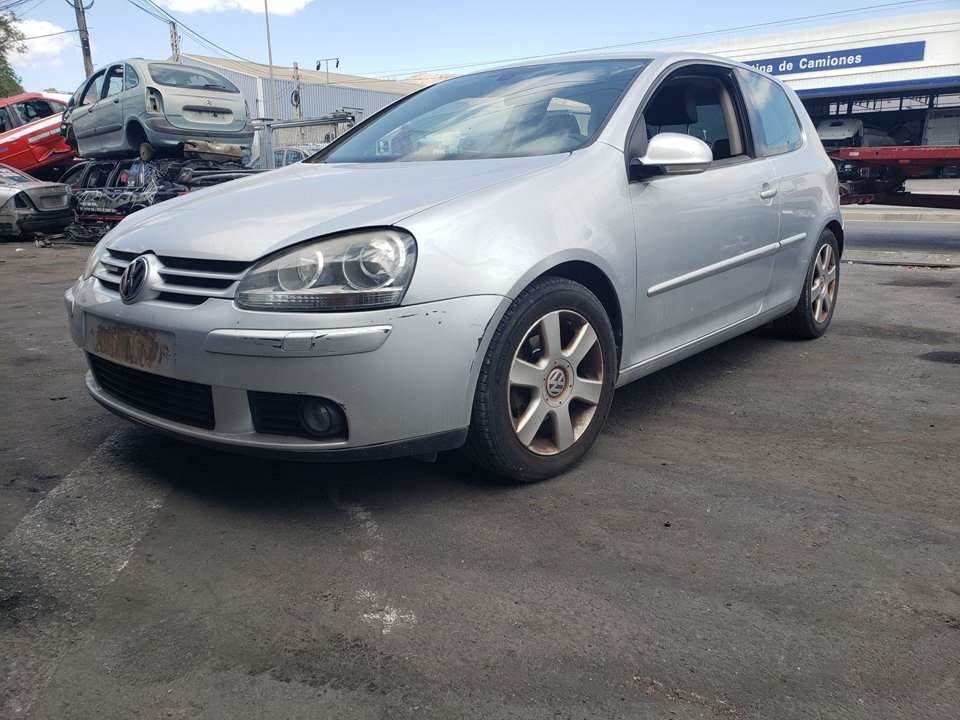 VOLKSWAGEN GOLF V BERLINA (1K1) (2003 - 2008)