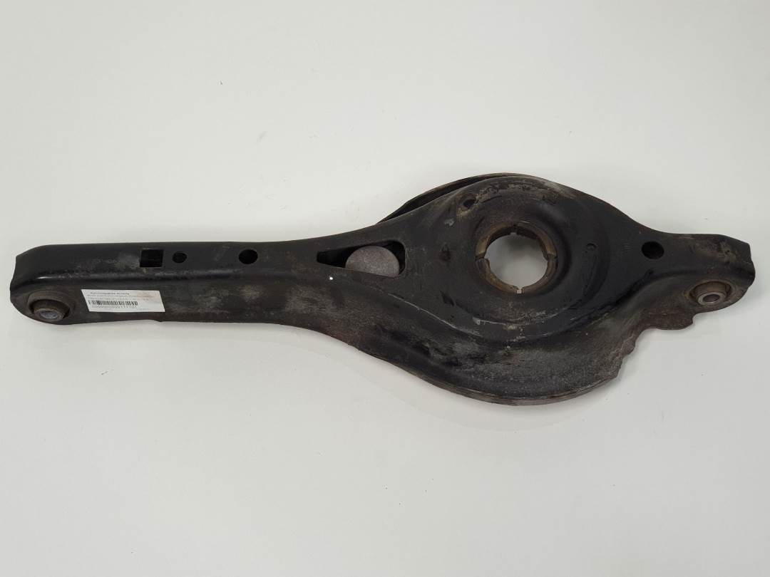 BRAZO SUSPENSION INFERIOR TRASERO DERECHO - FORD - KUGA (CBS)