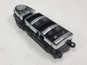 MANDO ELEVALUNAS DELANTERO IZQUIERDO A2218214951 MERCEDES CLASE S (W221) BERLINA Autodesguaces Alicante