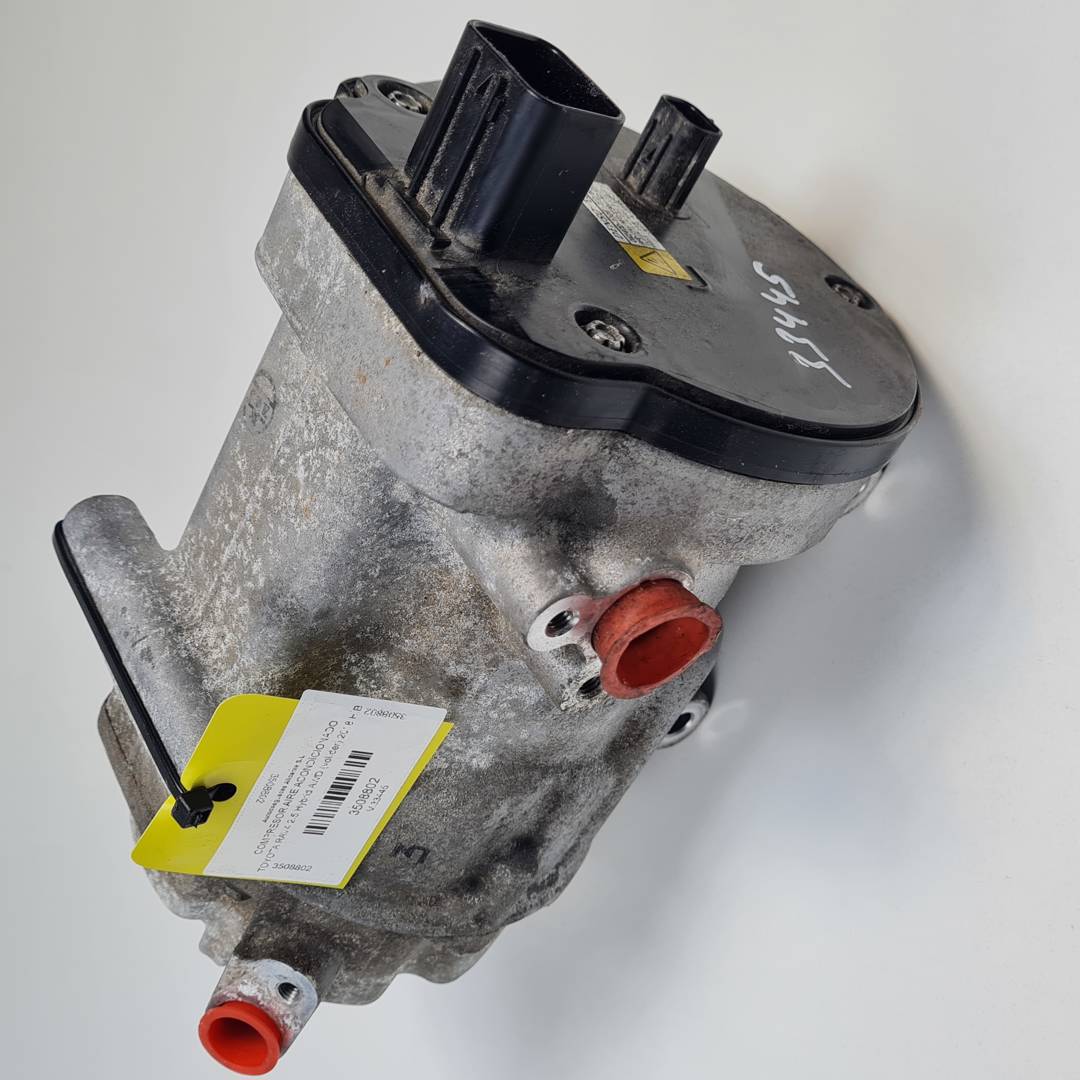 COMPRESOR AIRE ACONDICIONADO - 0424001101 - TOYOTA - RAV4
