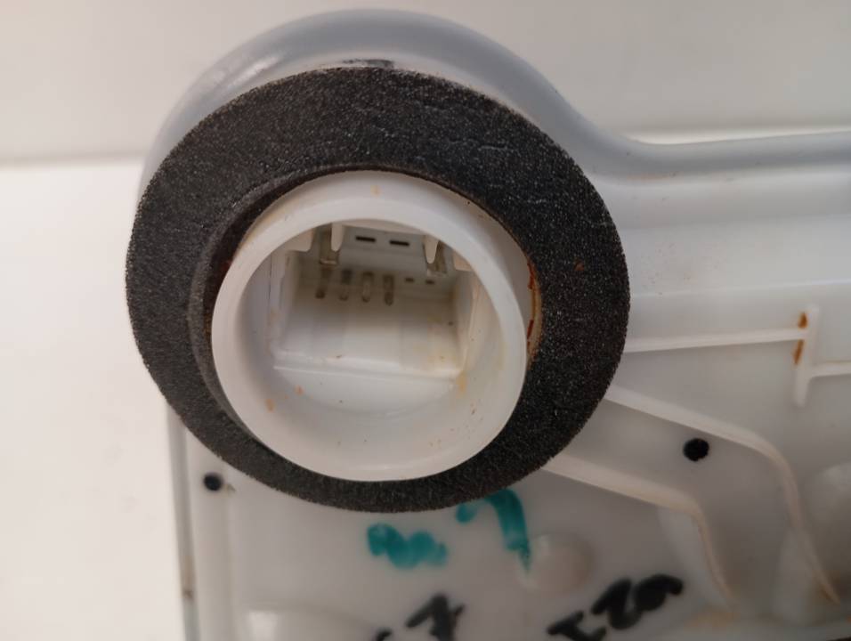 CERRADURA PUERTA DELANTERA IZQUIERDA