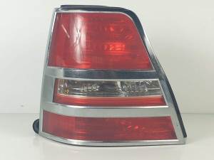 PILOTO TRASERO IZQUIERDO 9243E5 KIA SORENTO Autodesguaces Alicante
