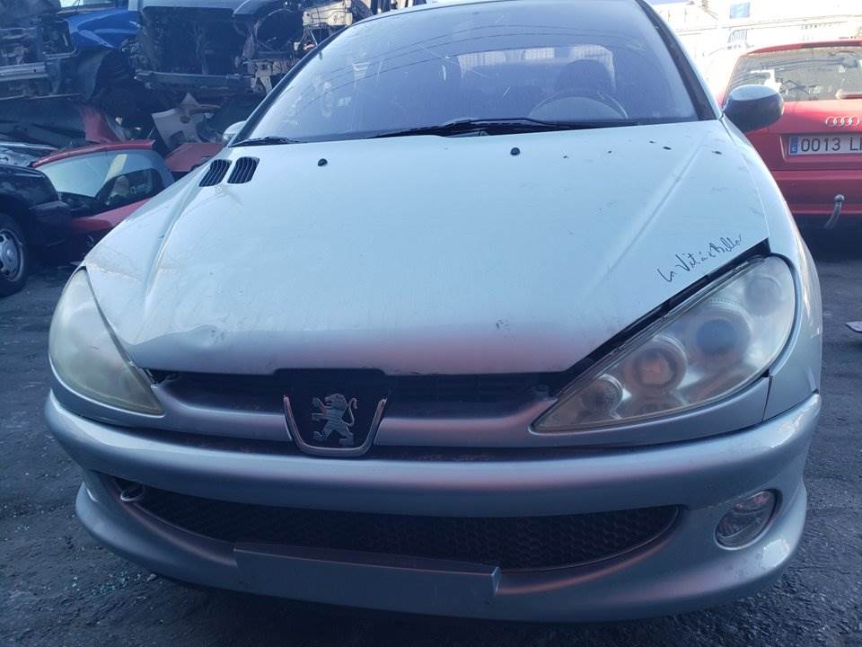 PEUGEOT 206 BERLINA (1998 - 2010)