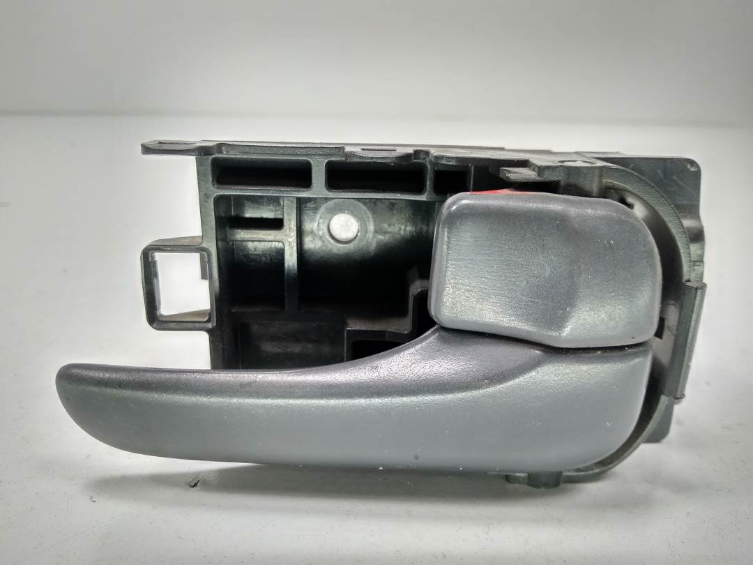 MANETA INTERIOR DELANTERA DERECHA - NISSAN - PRIMERA BERLINA (P11)