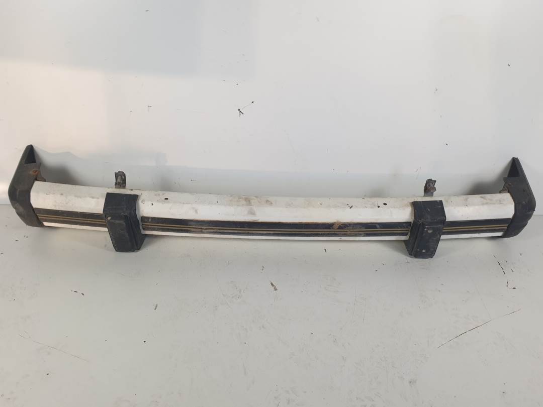 PARAGOLPES DELANTERO - CHRYSLER - JEEP CHEROKEE (J)
