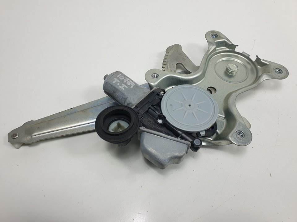 ELEVALUNAS TRASERO IZQUIERDO - 8571053100 - LEXUS - IS