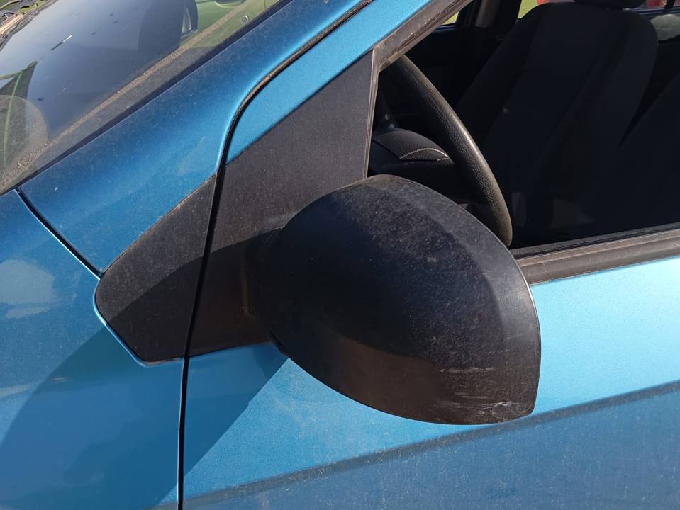 RETROVISOR IZQUIERDO