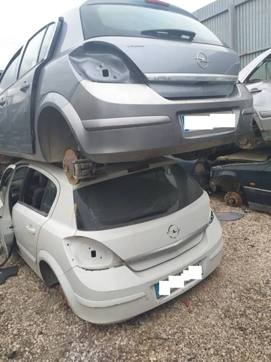 Imagen del vehículo OPEL ASTRA H BERLINA