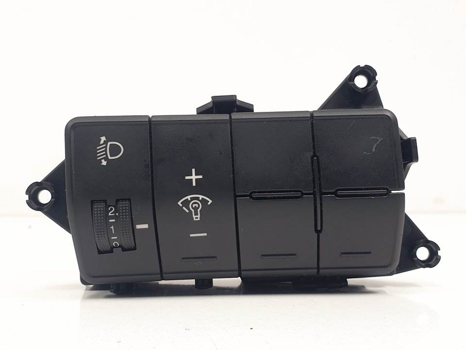 MANDO LUCES - 93310A610 - HYUNDAI - I30 (GD)