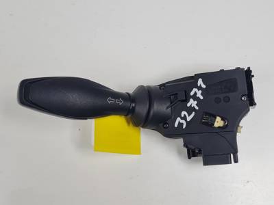 MANDO INTERMITENTES 8A6T13335AC FORD FIESTA (CB1) Autodesguaces Alicante
