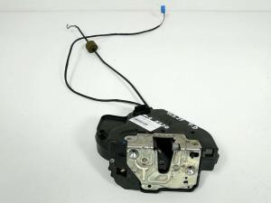 CERRADURA PUERTA TRASERA DERECHA 2117800635 MERCEDES CLASE E (W211) FAMILIAR Autodesguaces Alicante