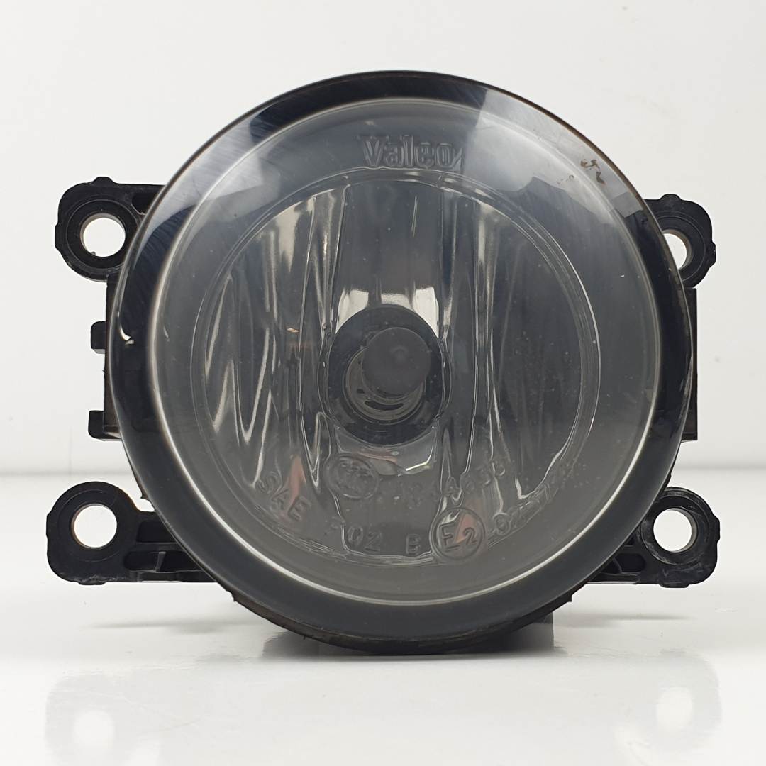 FARO ANTINIEBLA DERECHO - 8200074008 - RENAULT - SCENIC II (X84,JM)
