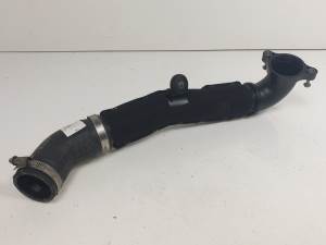 TUBO INTERCOOLER 04L145762AD VOLKSWAGEN GOLF VII LIM. (5G1) Autodesguaces Alicante