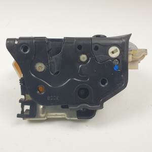 CERRADURA PUERTA TRASERA DERECHA 8K0839016 AUDI A4 BER. (B8) Autodesguaces Alicante
