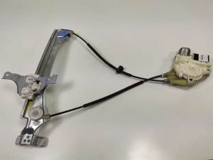 ELEVALUNAS TRASERO IZQUIERDO 827310185R RENAULT MEGANE III SPORT TOURER Autodesguaces Alicante