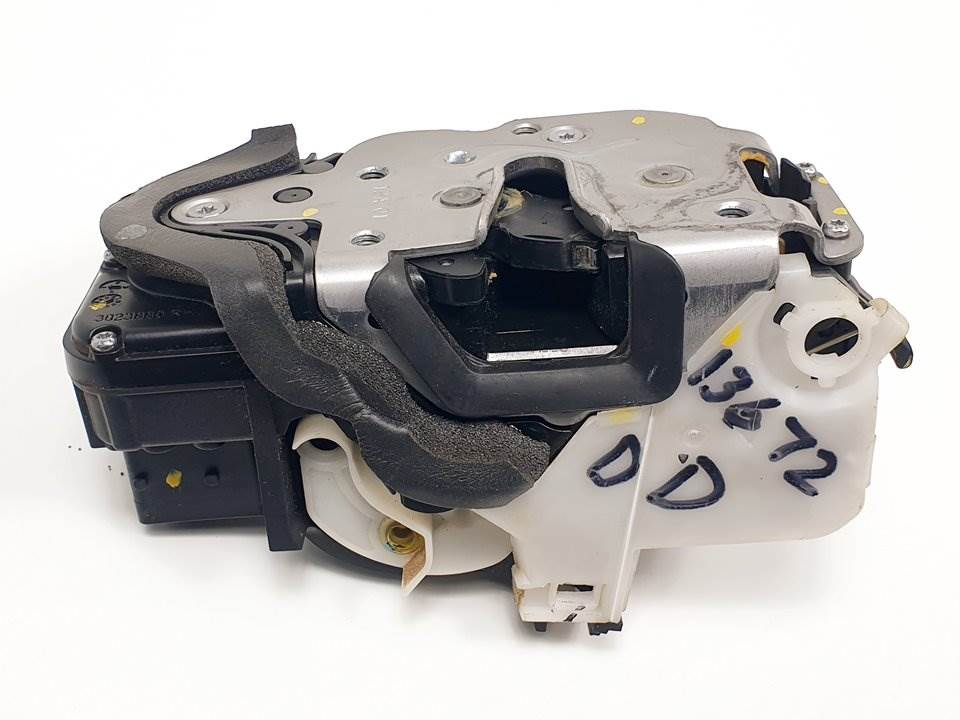 CERRADURA PUERTA DELANTERA DERECHA - CHEVROLET - AVEO BERLINA HATCHBACK