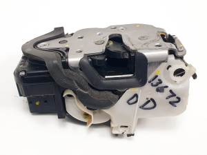 CERRADURA PUERTA DELANTERA DERECHA CHEVROLET AVEO BERLINA HATCHBACK Autodesguaces Alicante