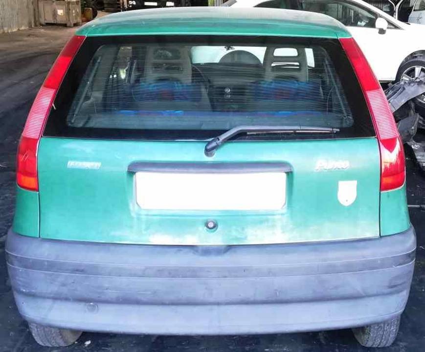 Imagen del vehículo FIAT PUNTO BERLINA (176)