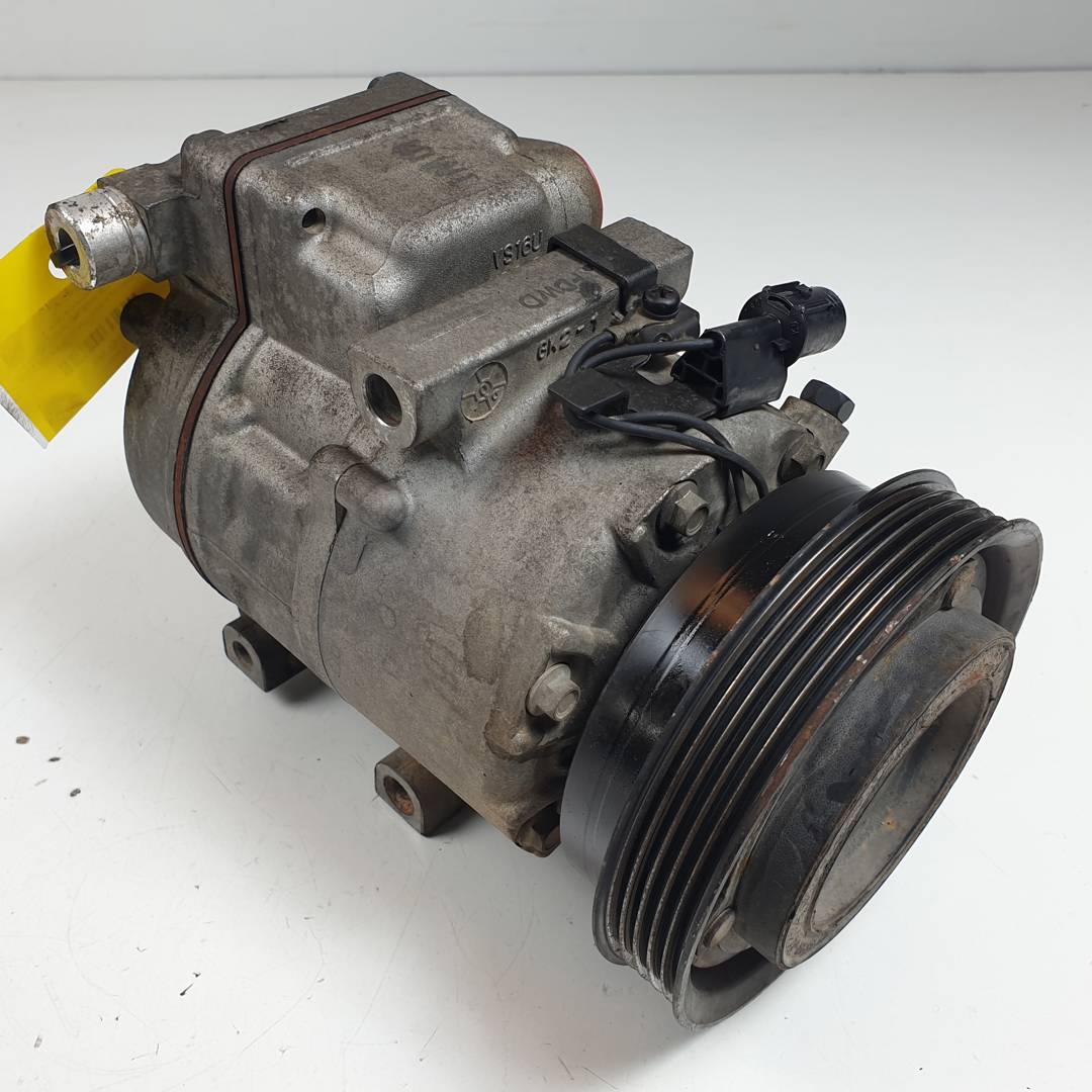 Air conditioning compressor - F500AN8CA03 - KIA - CEE'D SPORTY WAGON (ED)