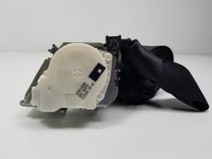 CINTURON SEGURIDAD TRASERO DERECHO 33031970 BMW X3 (E83) Autodesguaces Alicante