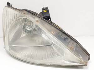 FARO DERECHO FORD FOCUS BERLINA (CAK) Autodesguaces Alicante