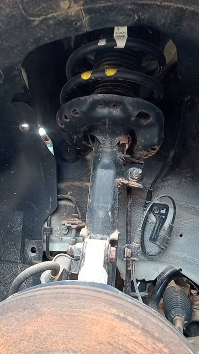 AMORTIGUADOR DELANTERO IZQUIERDO