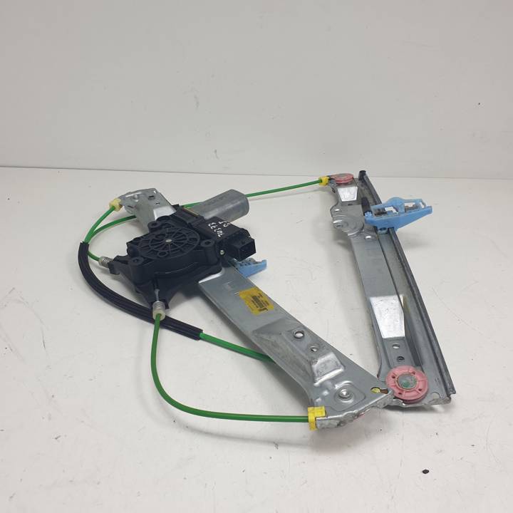 ELEVALUNAS DELANTERO IZQUIERDO 341613212 OPEL CORSA D Autodesguaces Alicante