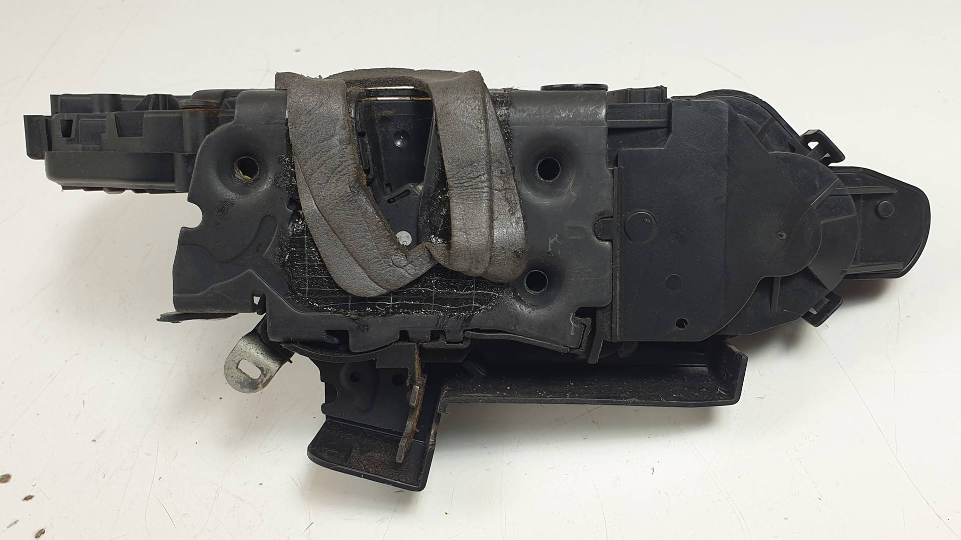 CERRADURA PUERTA DELANTERA DERECHA - 6W8A21812GC - JAGUAR - XF (X250)