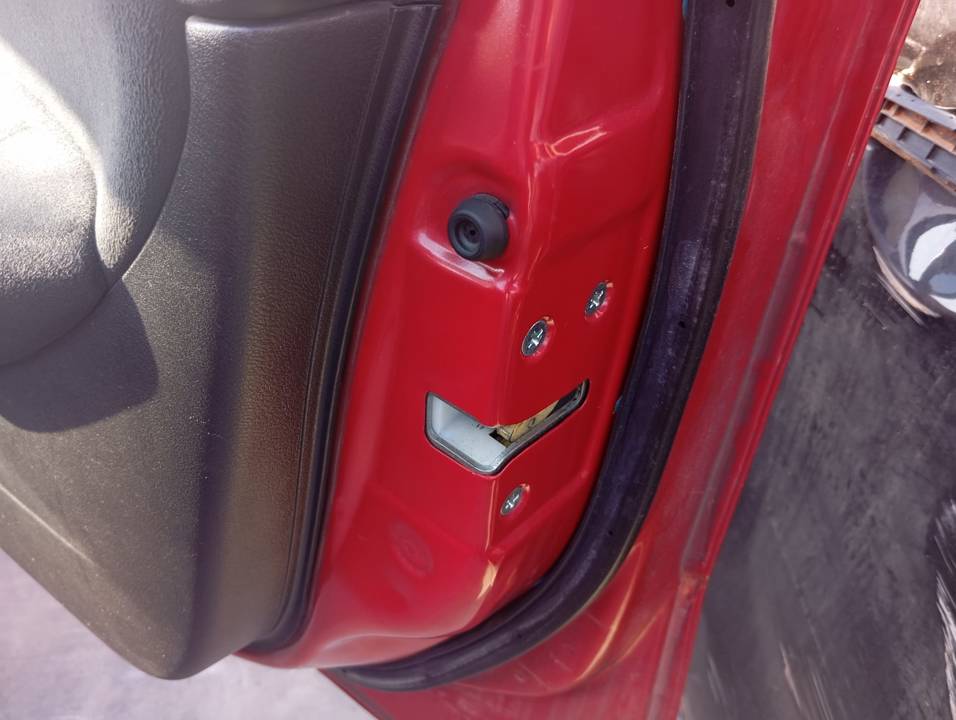 CERRADURA PUERTA DELANTERA DERECHA